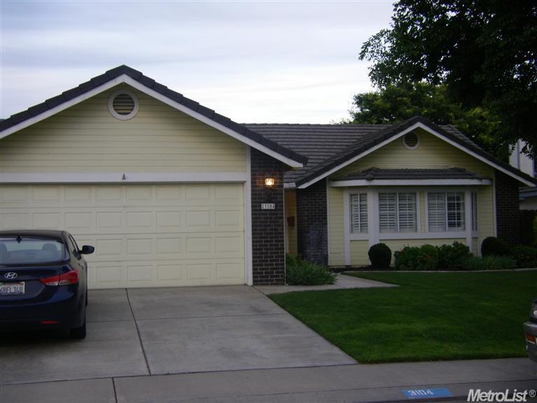 3104 Larrynell Dr, Ceres, CA 95307 photo 2