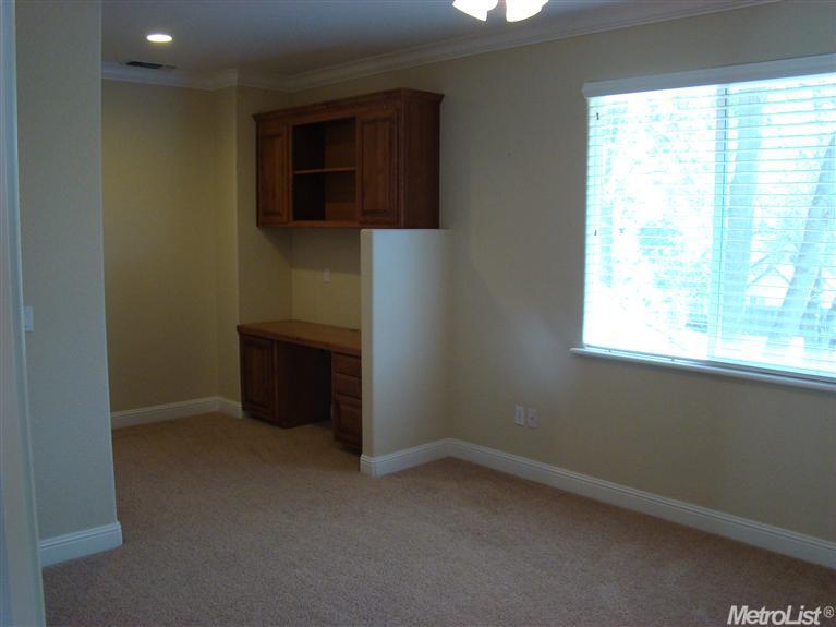 8596 Pershing Ave, Fair Oaks, CA 95628 photo 11