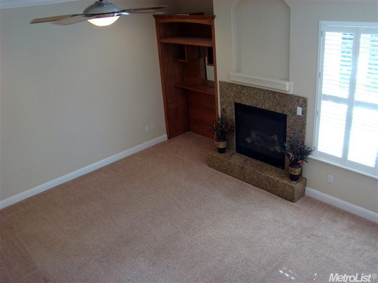 8596 Pershing Ave, Fair Oaks, CA 95628 photo 3