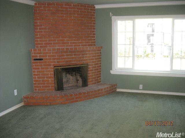 3424 Fowler Rd, Ceres, CA 95307 photo 2