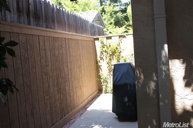 555 Oakbrook Dr, Modesto, CA 95354 photo 22
