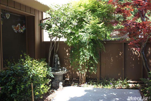 555 Oakbrook Dr, Modesto, CA 95354 photo 6