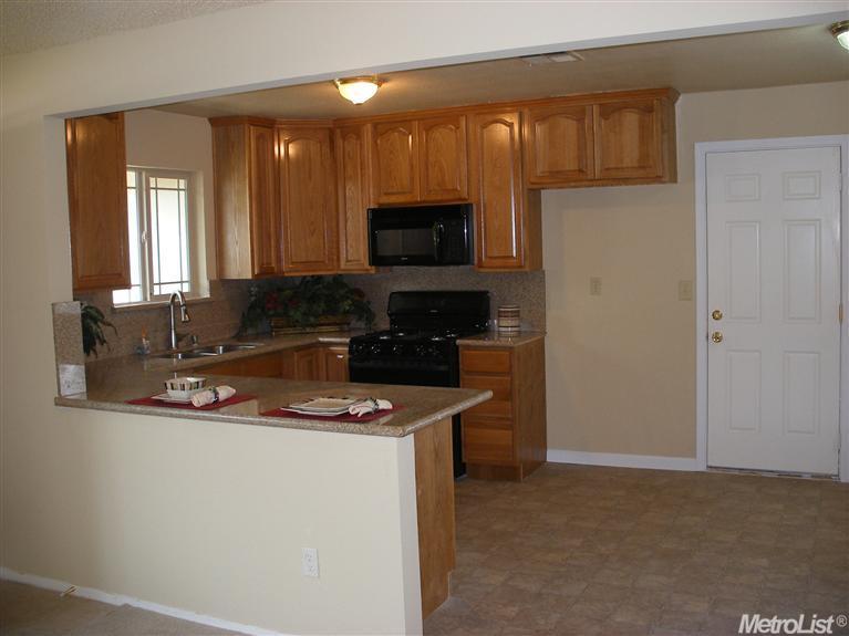 2017 Tilton Pl, Modesto, CA 95355 photo 4