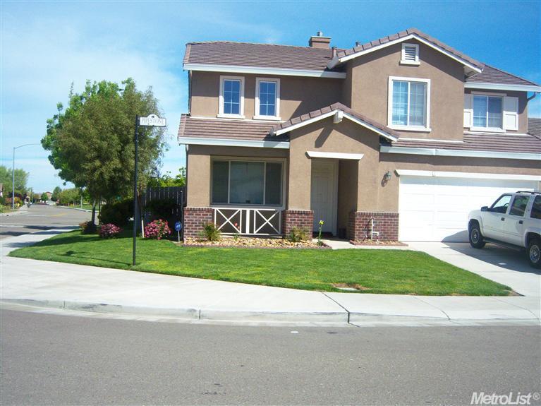 13402 Pipestone St, Lathrop, CA 95330 photo 2