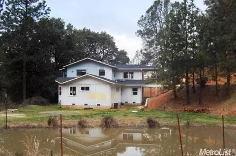 21035 This Is It Ln, Colfax, CA 95713 photo 1