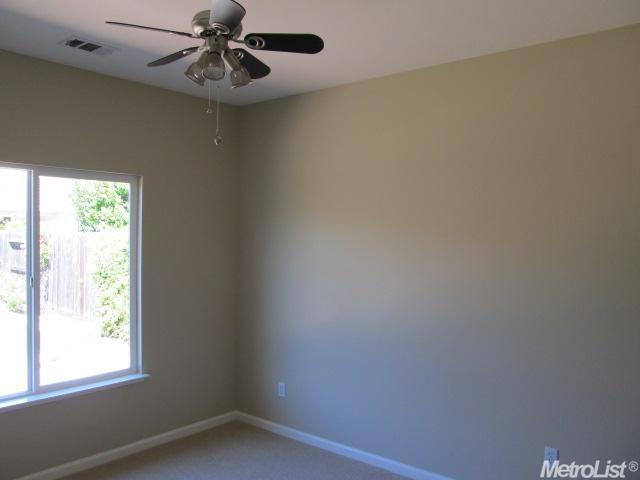 3521 Isabella Dr, Modesto, CA 95355 photo 11