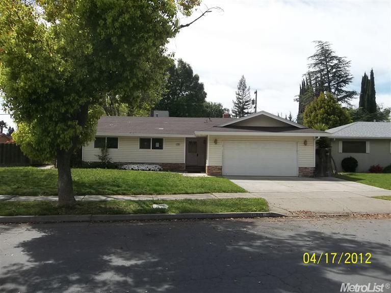 3159 Nottingham Ave, Merced, CA 95340 photo 1