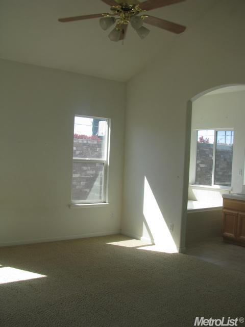 2109 Trafalgar Dr, Modesto, CA 95355 photo 5