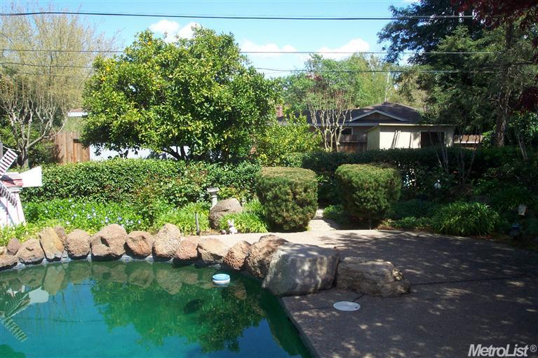 4530 Charleston Dr, Carmichael, CA 95608 photo 5