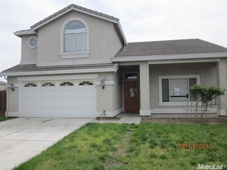 2540 Ives St, Modesto, CA 95355 photo 1