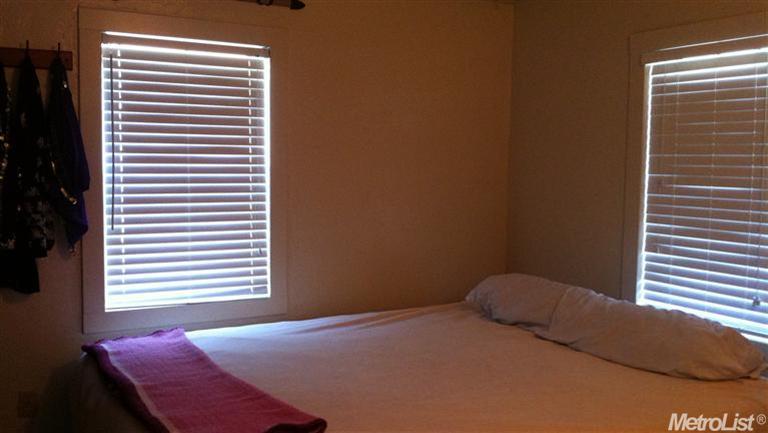 2145 Main St, Escalon, CA 95320 photo 5