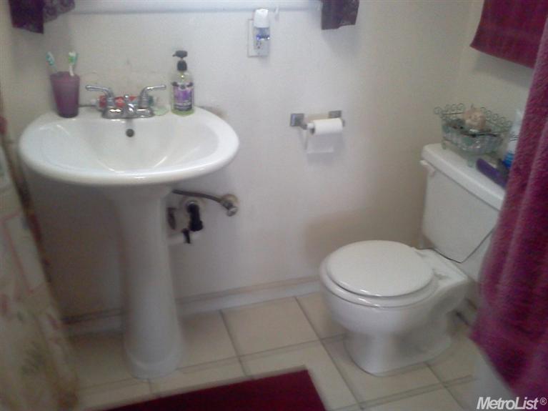 2214 Strivens Ave, Modesto, CA 95350 photo 4