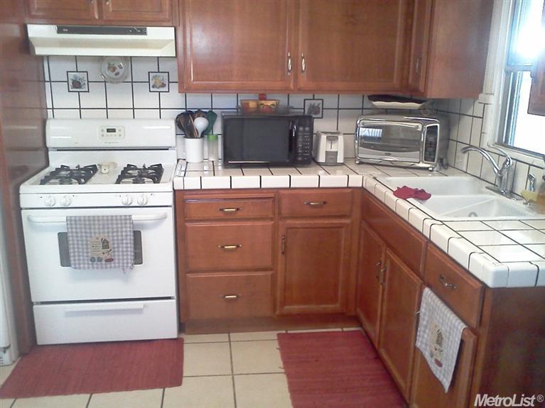 2214 Strivens Ave, Modesto, CA 95350 photo 5
