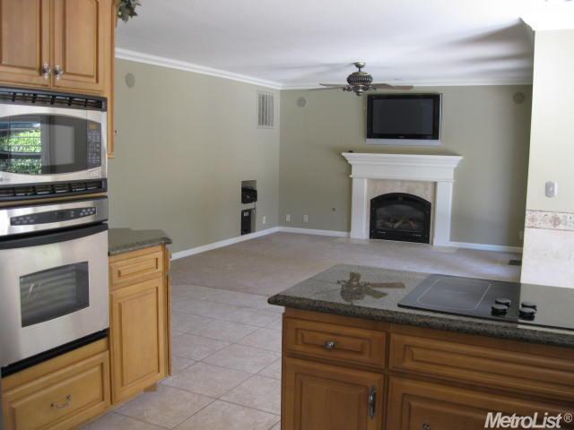 3664 Pine Valley Ct, Turlock, CA 95382 photo 5