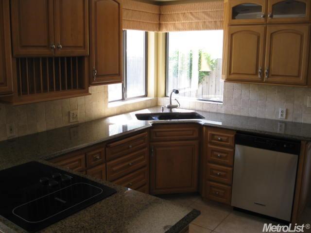 3664 Pine Valley Ct, Turlock, CA 95382 photo 4