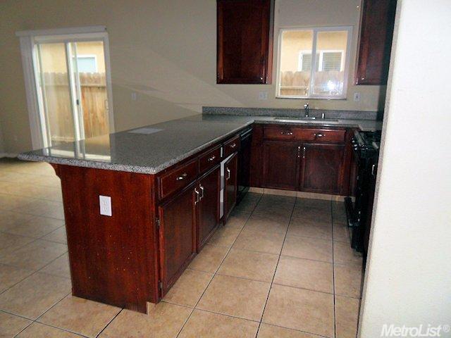412 Alturas Ave, Modesto, CA 95351 photo 9