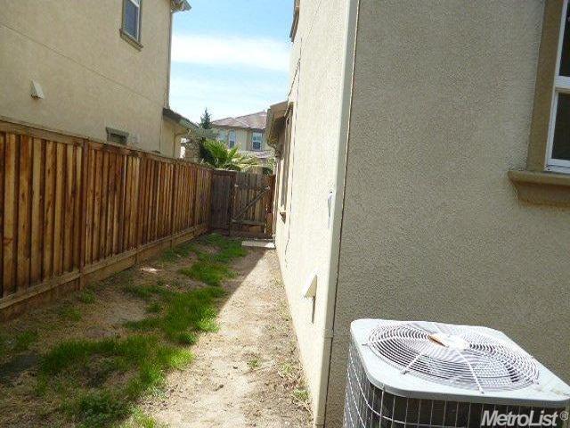 17358 Pheasant Downs Rd, Lathrop, CA 95330 photo 20