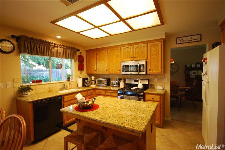 1825 Patton Dr, Modesto, CA 95356 photo 4