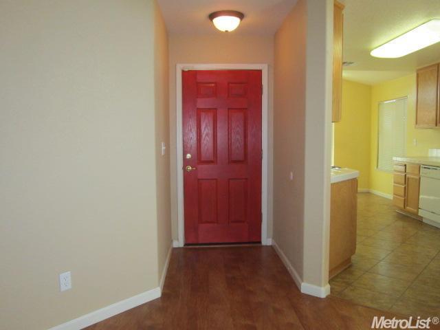 105 Via Marsala, Gustine, CA 95322 photo 2