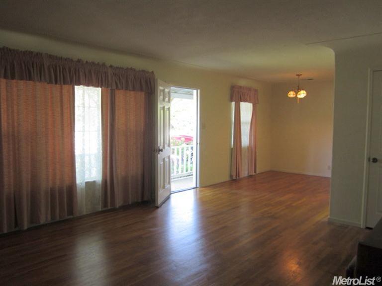 715 Vera Ave, Ripon, CA 95366 photo 2