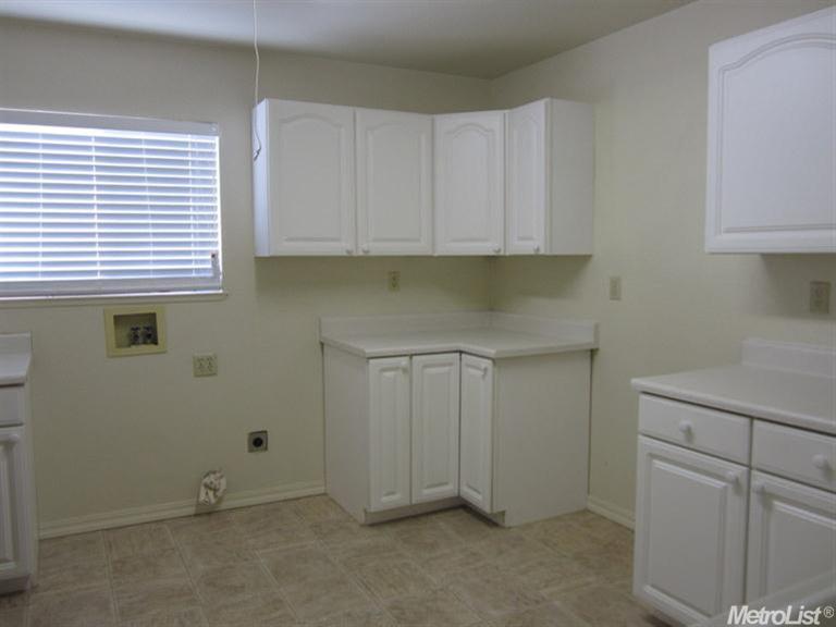715 Vera Ave, Ripon, CA 95366 photo 6