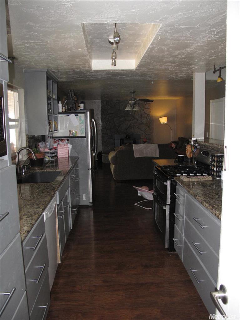 2701 Stoneridge Dr, Modesto, CA 95355 photo 3