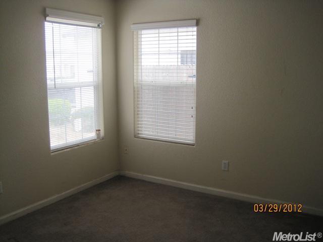 824 Emily St, Turlock, CA 95380 photo 10