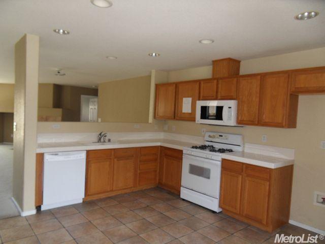 3348 Cardinal Flower Ave, Modesto, CA 95355 photo 5