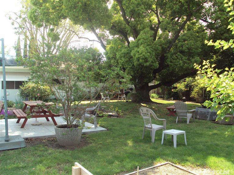 601 Curry Ave, Modesto, CA 95354 photo 4