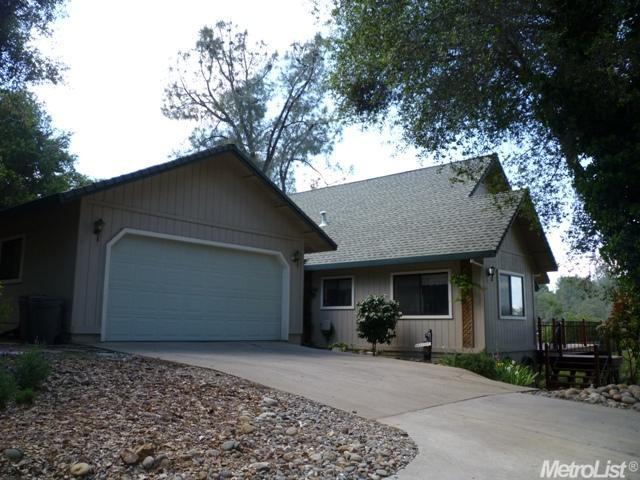 2320 Chicken Hawk Ct, Cool, CA 95614 photo 3