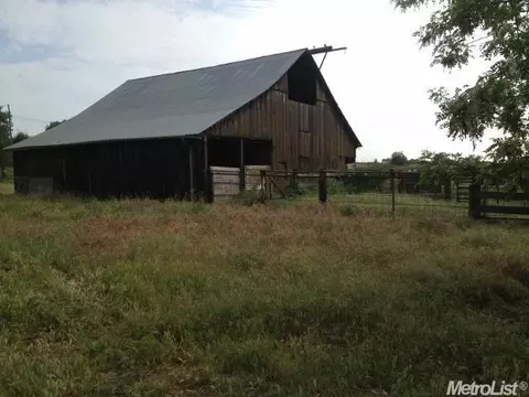 349 S Appling Rd, Hickman, CA 95323 photo 2