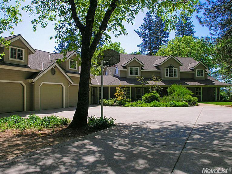 18938 Saint Paul Pl, Grass Valley, CA 95945 photo 1