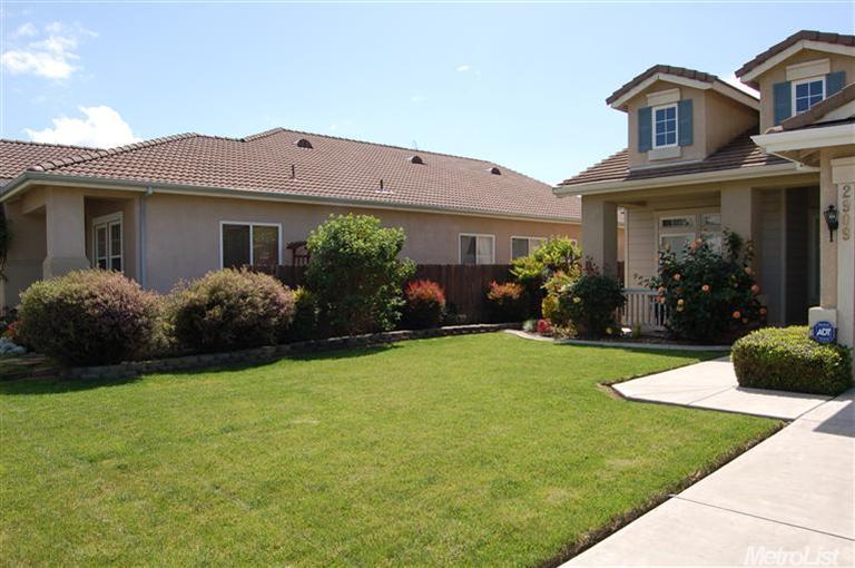 2909 Ashbrook Ct, Modesto, CA 95355 photo 2