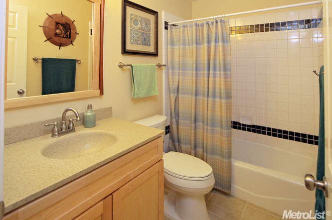 3307 Grosbeak Ct, Davis, CA 95616 photo 13