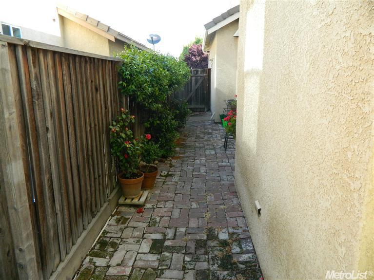 2728 Sequoia St, Lodi, CA 95242 photo 11
