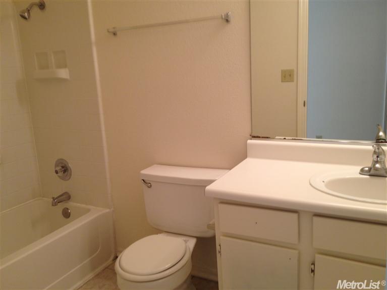 432 Ansonville Ln, Modesto, CA 95357 photo 4