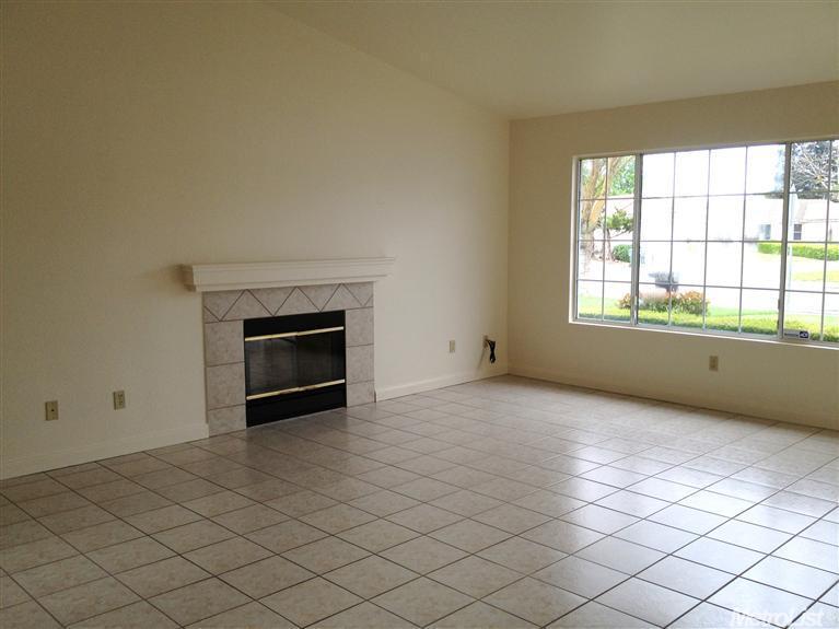 432 Ansonville Ln, Modesto, CA 95357 photo 2