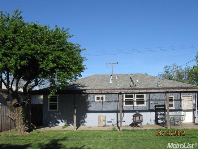 415 Cross St, Lodi, CA 95242 photo 14