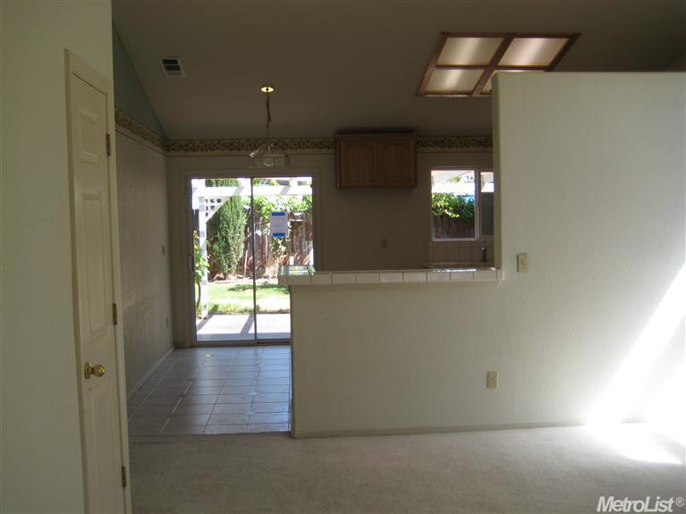 1475 Portsmouth Ln, Gustine, CA 95322 photo 4