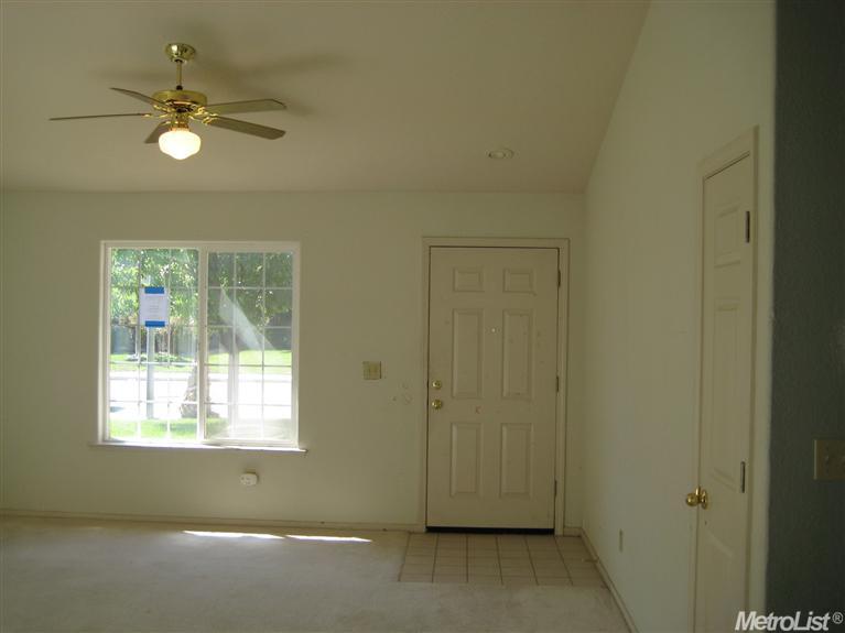 1475 Portsmouth Ln, Gustine, CA 95322 photo 3