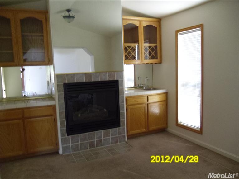 4105 Mckenna Dr, Turlock, CA 95382 photo 3