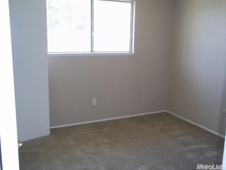 601 Cameron Way, Modesto, CA 95357 photo 3