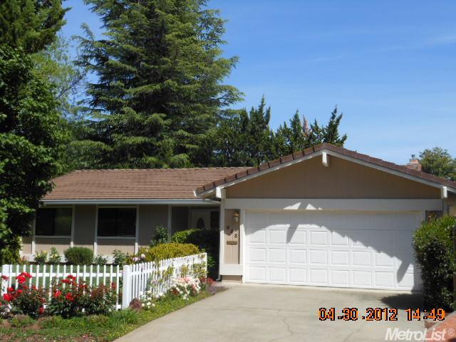 993 Riffle Ct, Carmichael, CA 95608 photo 1