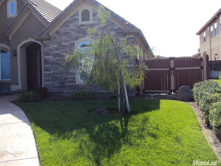 985 N Canyon Dr, Ceres, CA 95307 photo 4