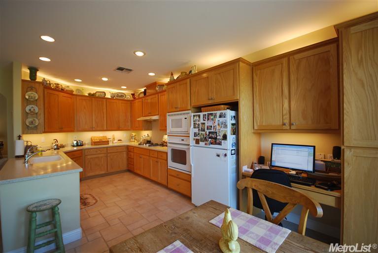 4016 Ballen Ct, Modesto, CA 95356 photo 6