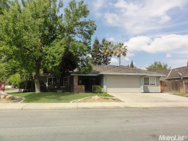 899 Redlands Ct, Merced, CA 95348 photo 1