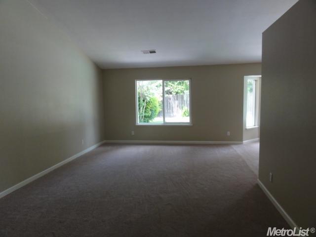 899 Redlands Ct, Merced, CA 95348 photo 8