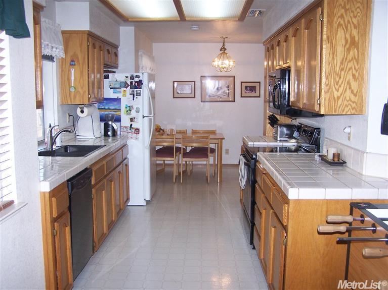 8309 Benjamin Dr, Antelope, CA 95843 photo 7