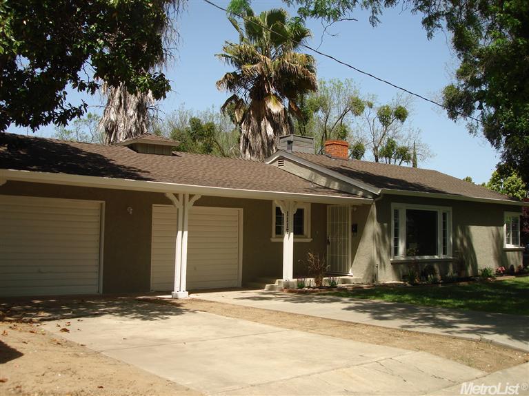 1117 Pearl St, Modesto, CA 95350 photo 3