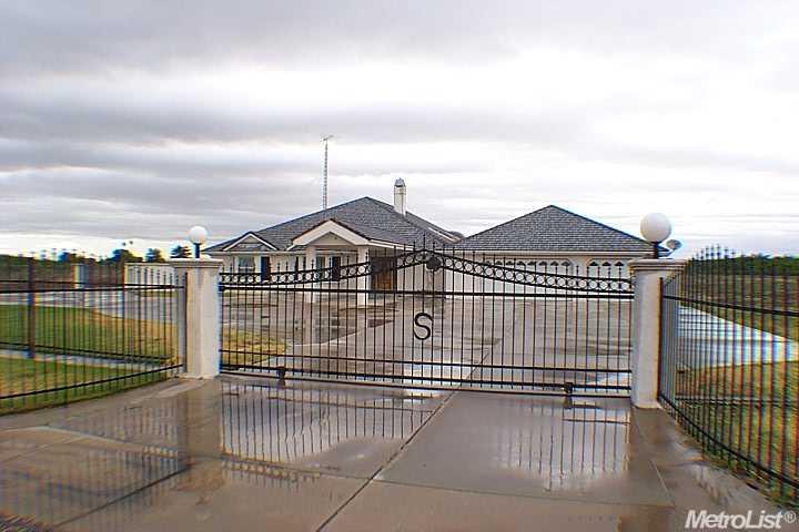 6425 E Hatch Rd, Hughson, CA 95326 photo 1